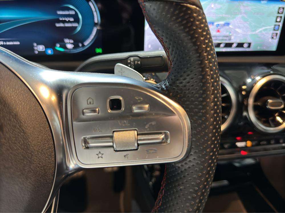Mercedes-Benz CLA Shooting Brake 250e AMG 2021 blanco - foto 11