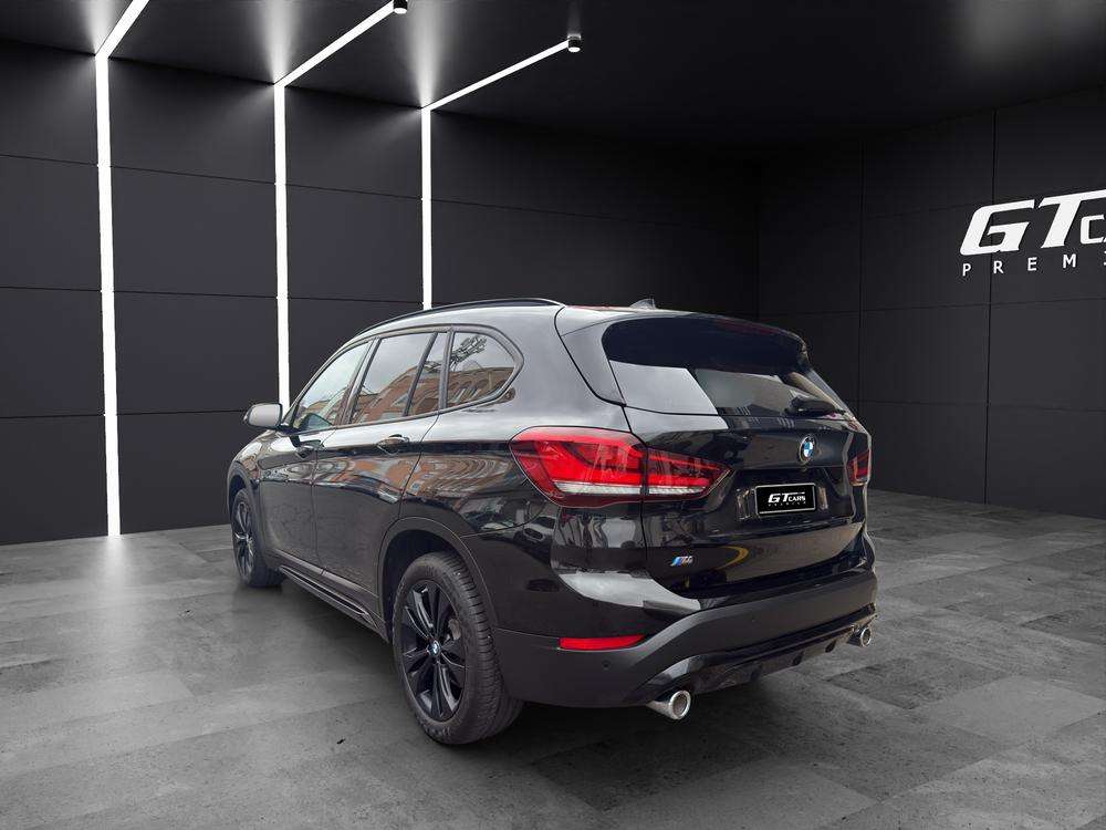 BMW X1 sDrive 18d 2021 negro - foto 3