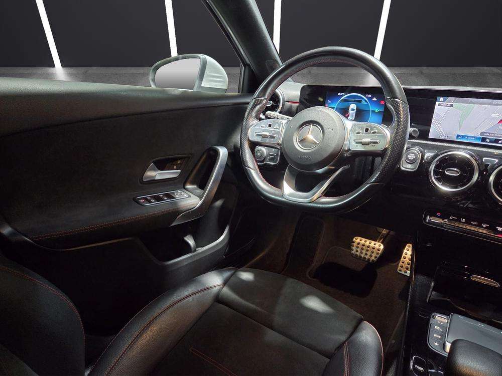 Mercedes-Benz Clase A 200 AMG 2022 plata - foto 9