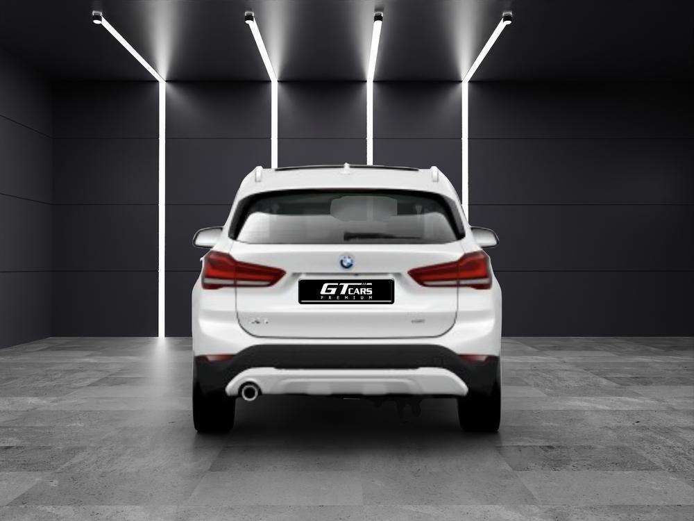 BMW X1 xDrive25e 2021 blanco - foto 4