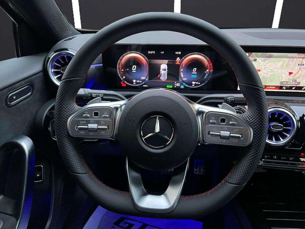 Mercedes-Benz Clase A 250e AMG 2022 blanco - foto 9