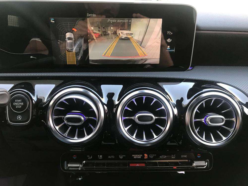 Mercedes-Benz Clase A 250e AMG 2022 blanco - foto 14