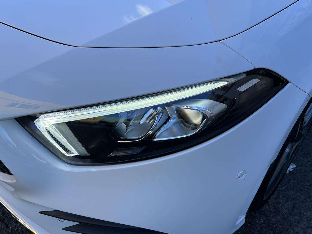 Mercedes-Benz Clase A Sedan 250e AMG 2022 blanco - foto 5