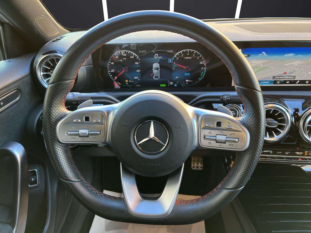 Mercedes-Benz Clase A Sedan 250e AMG 2022 blanco - foto 10