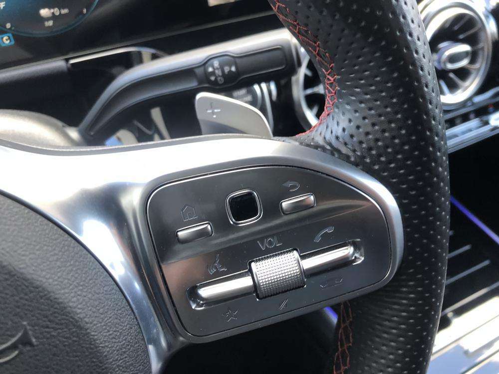 Mercedes-Benz GLA 220D AMG 4MATIC 2022 blanco - foto 11