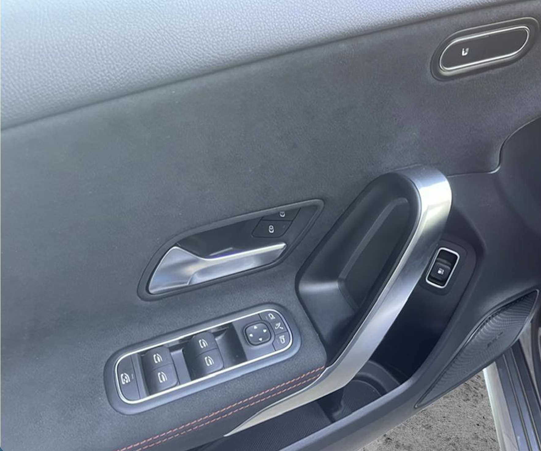 Mercedes-Benz Clase A 200 AMG 2022 blanco - foto 14