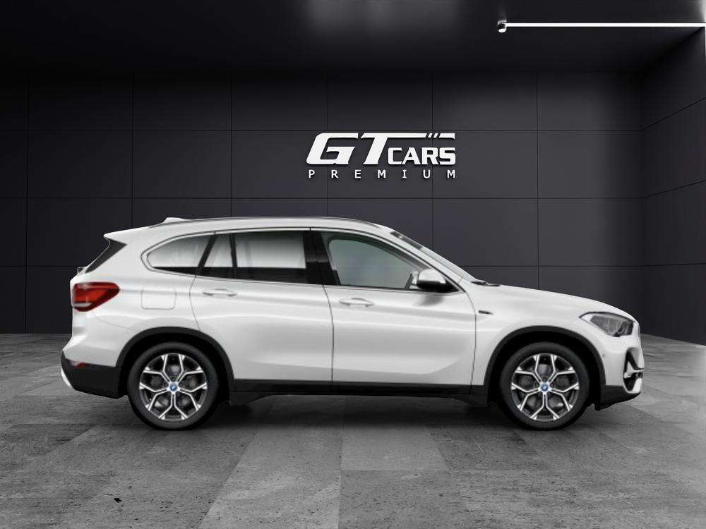 BMW X1 xDrive25e 2022 blanco - foto 2
