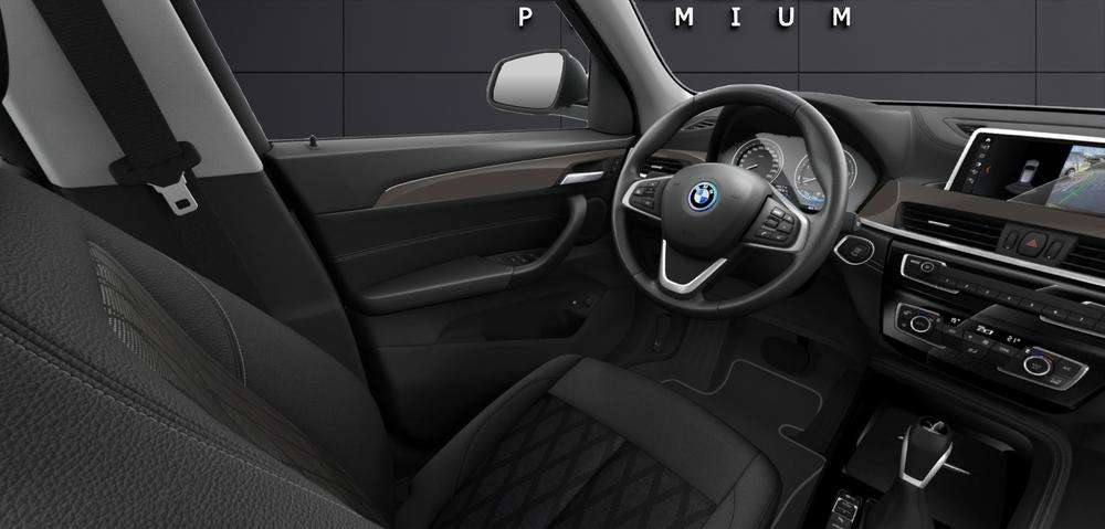 BMW X1 xDrive25e 2022 blanco - foto 7