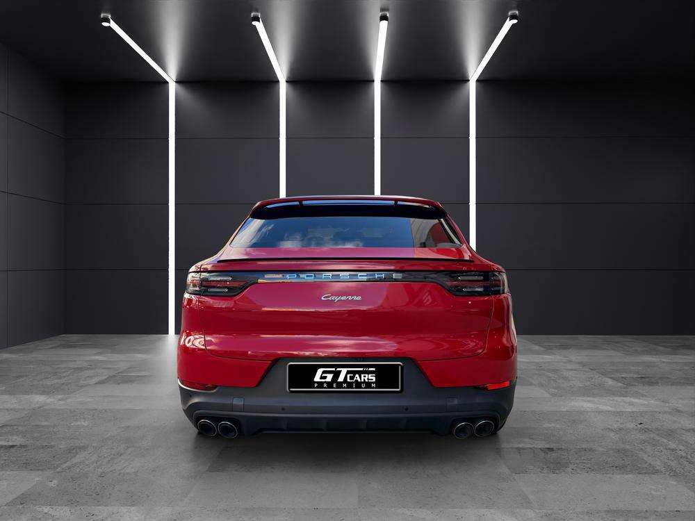 Porsche Cayenne Coupé E-Hybrid 2022 rojo - foto 4