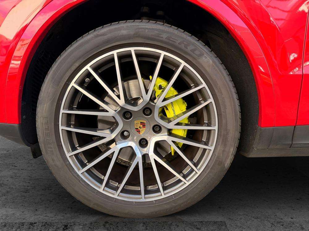 Porsche Cayenne Coupé E-Hybrid 2022 rojo - foto 7