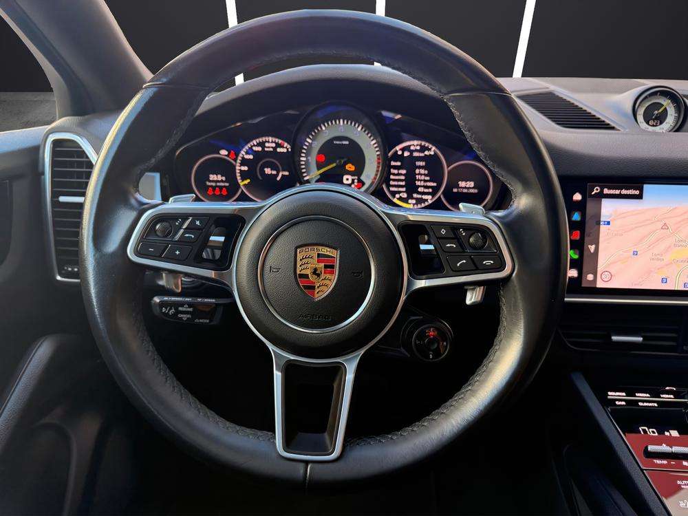 Porsche Cayenne Coupé E-Hybrid 2022 rojo - foto 11