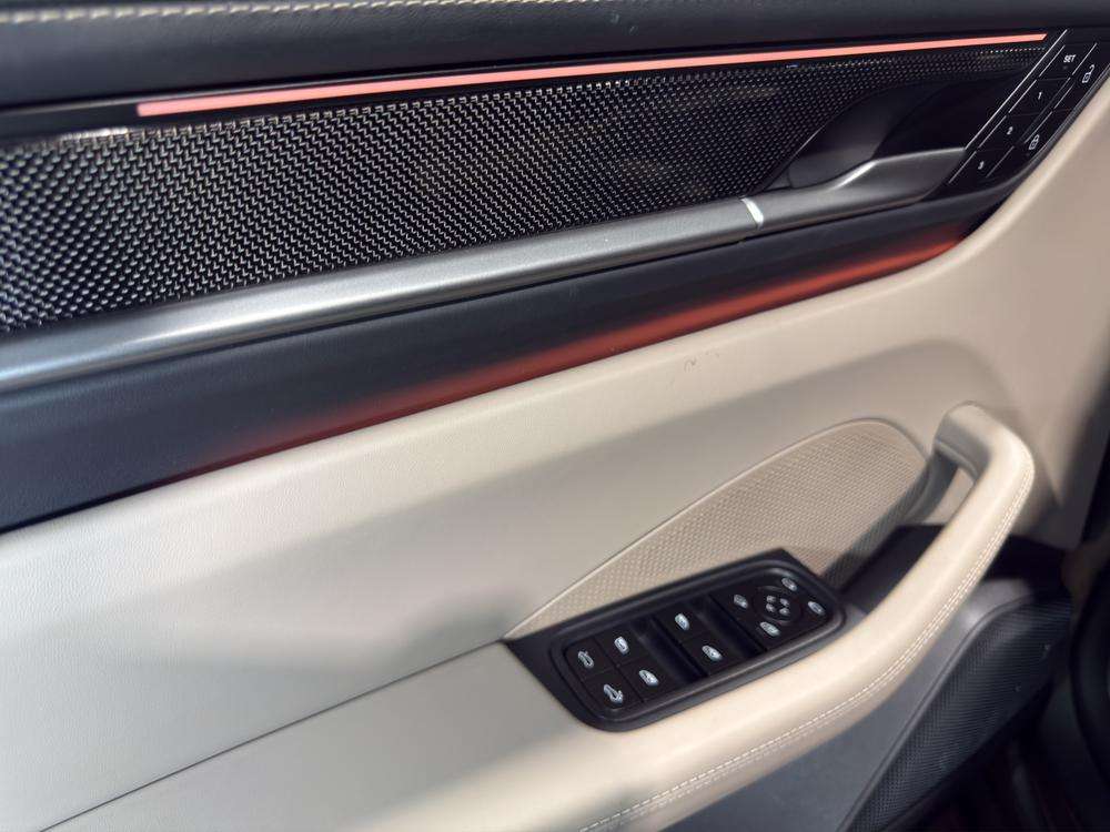 Porsche Macan 4 2024 gris - foto 15