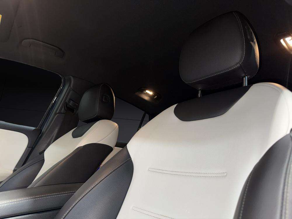 Mercedes-Benz GLA 250e AMG 2021 azul - foto 16