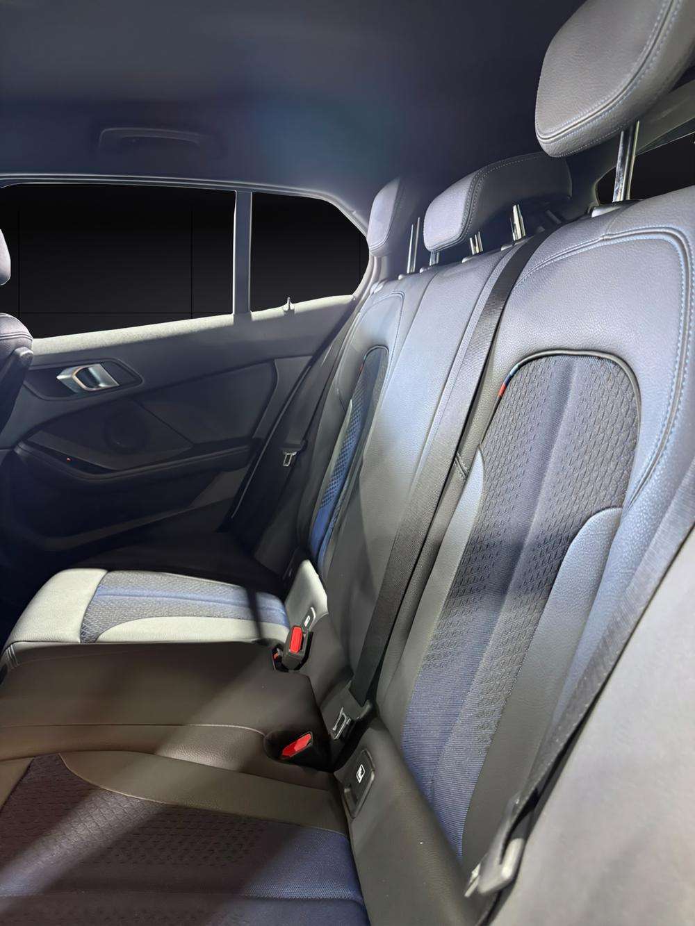 BMW Serie 1 118d 2023 blanco - foto 12