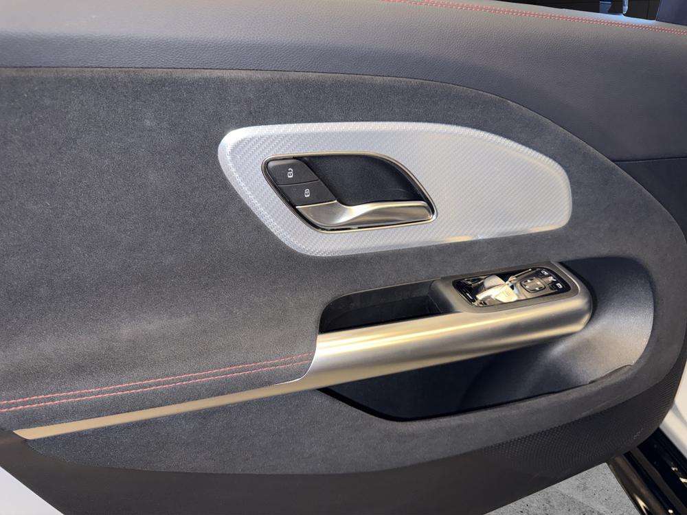 Mercedes-Benz CLA 250+ AMG 2025 gris - foto 14