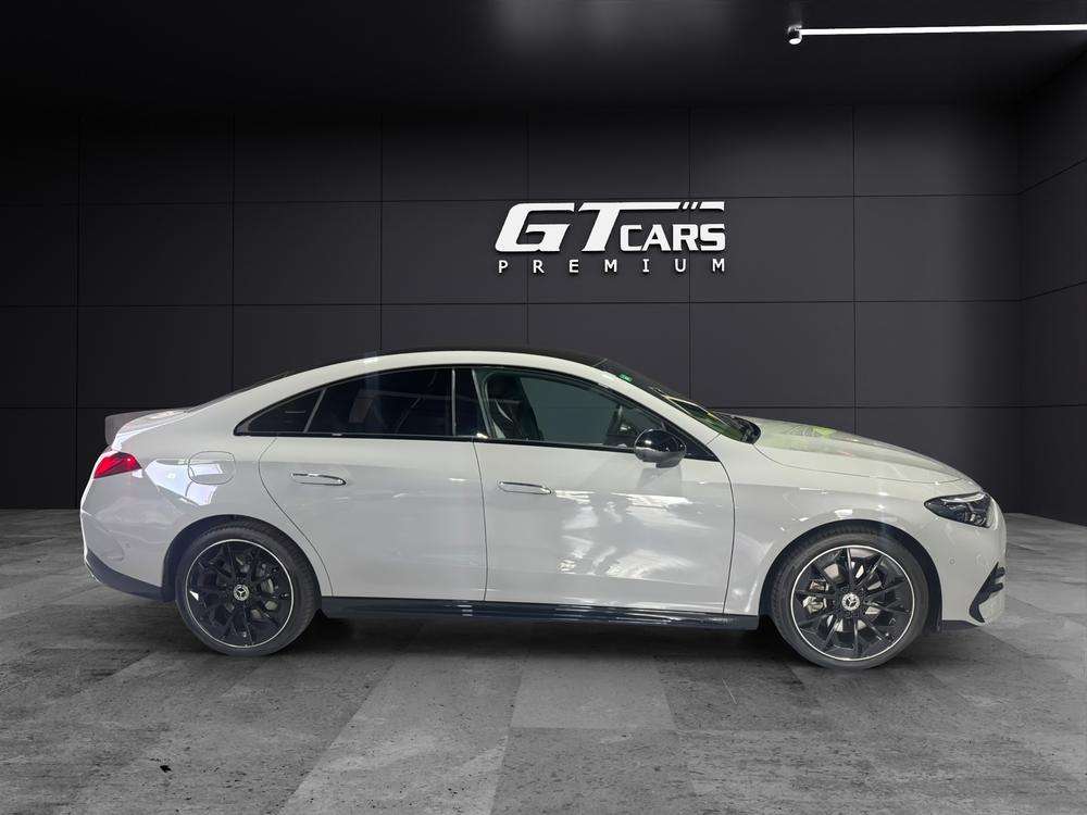 Mercedes-Benz CLA 250+ AMG 2026 gris - foto 2