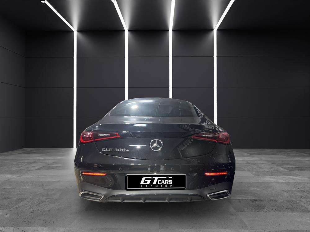 Mercedes-Benz CLE 300e AMG 2025 negro - foto 3