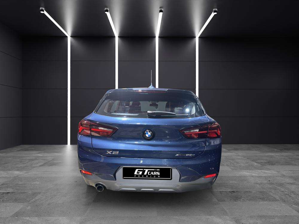 BMW X2 xDrive 25e 2021 azul - foto 4