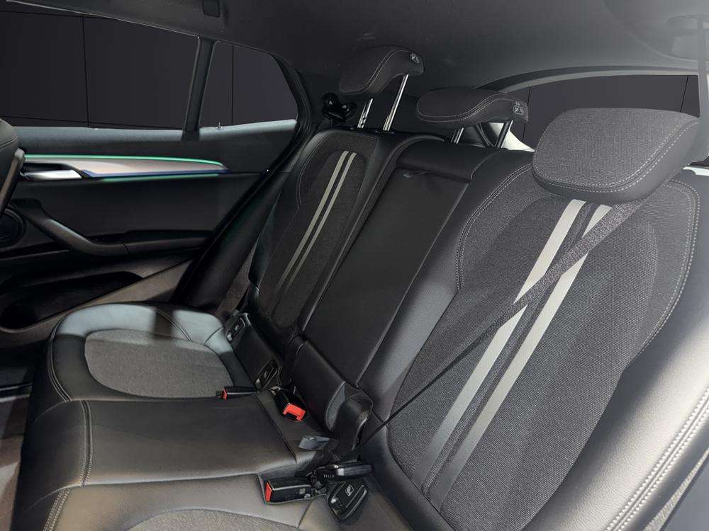 BMW X2 xDrive 25e 2021 azul - foto 16