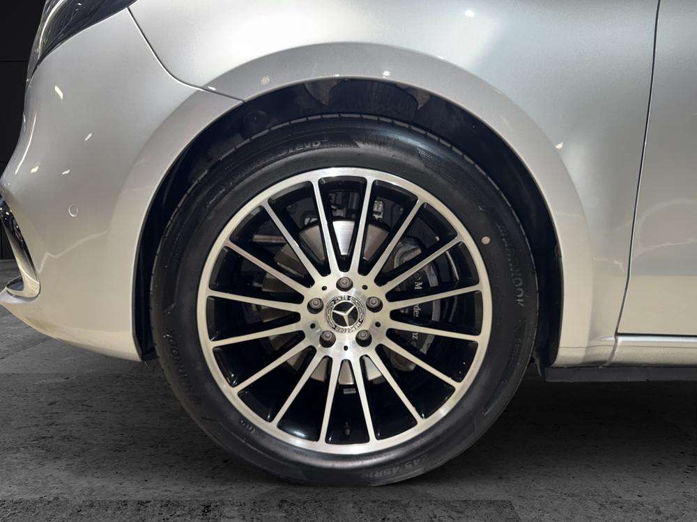 Mercedes-Benz CLASE V 300D 2023 plata - foto 7