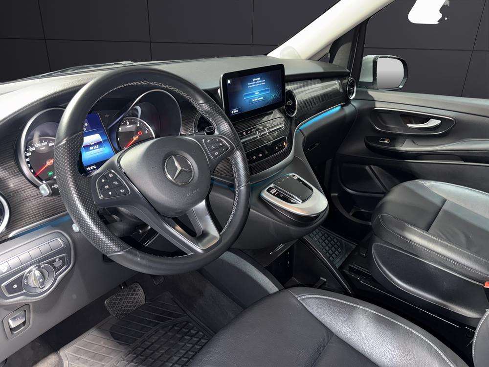 Mercedes-Benz CLASE V 300D 2023 plata - foto 9