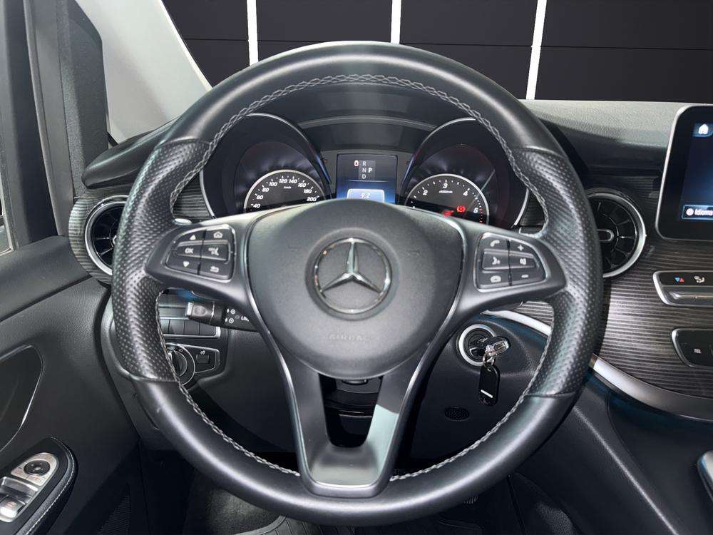 Mercedes-Benz CLASE V 300D 2023 plata - foto 11