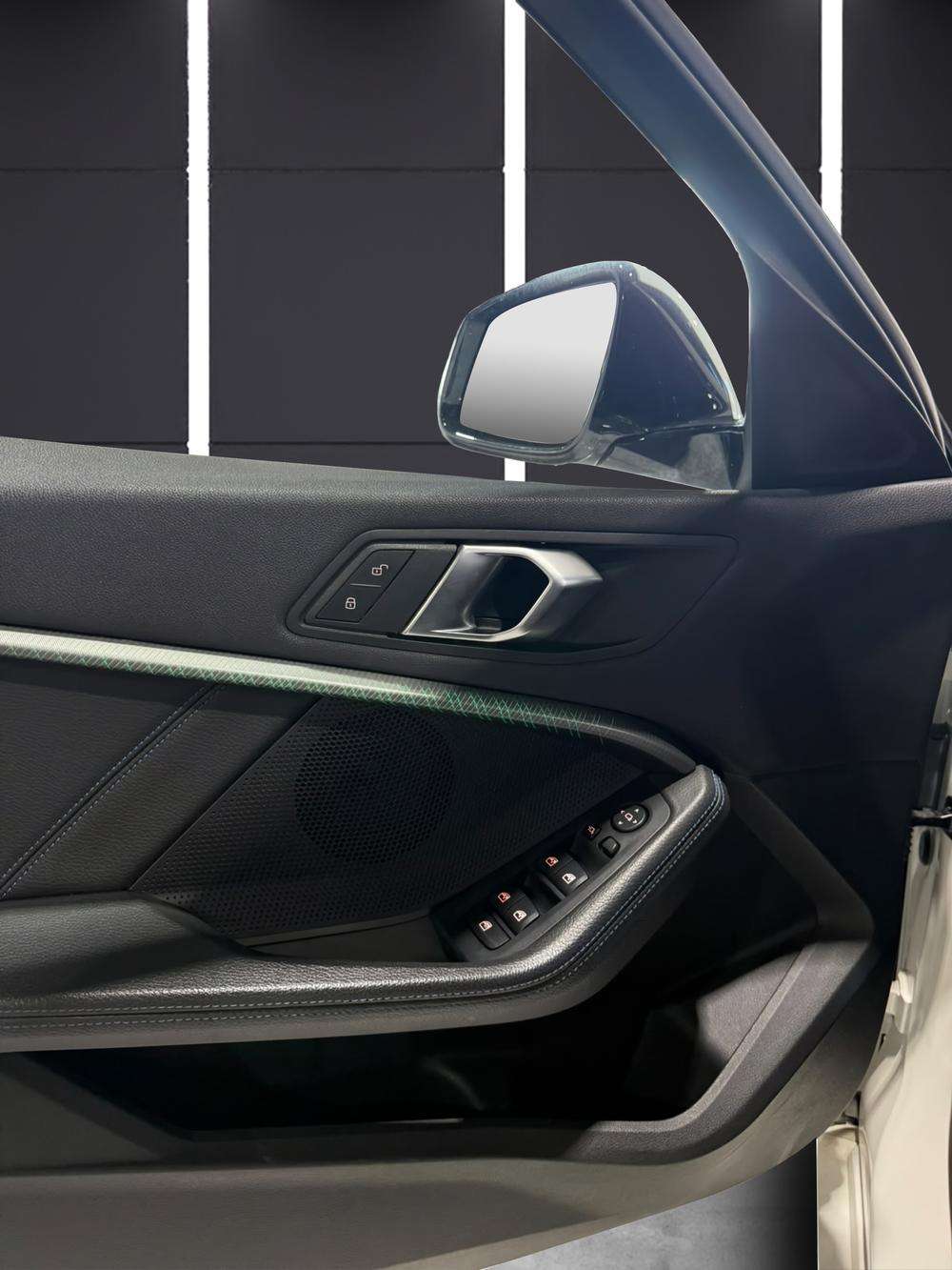 BMW Serie 1 118d 2023 blanco - foto 11