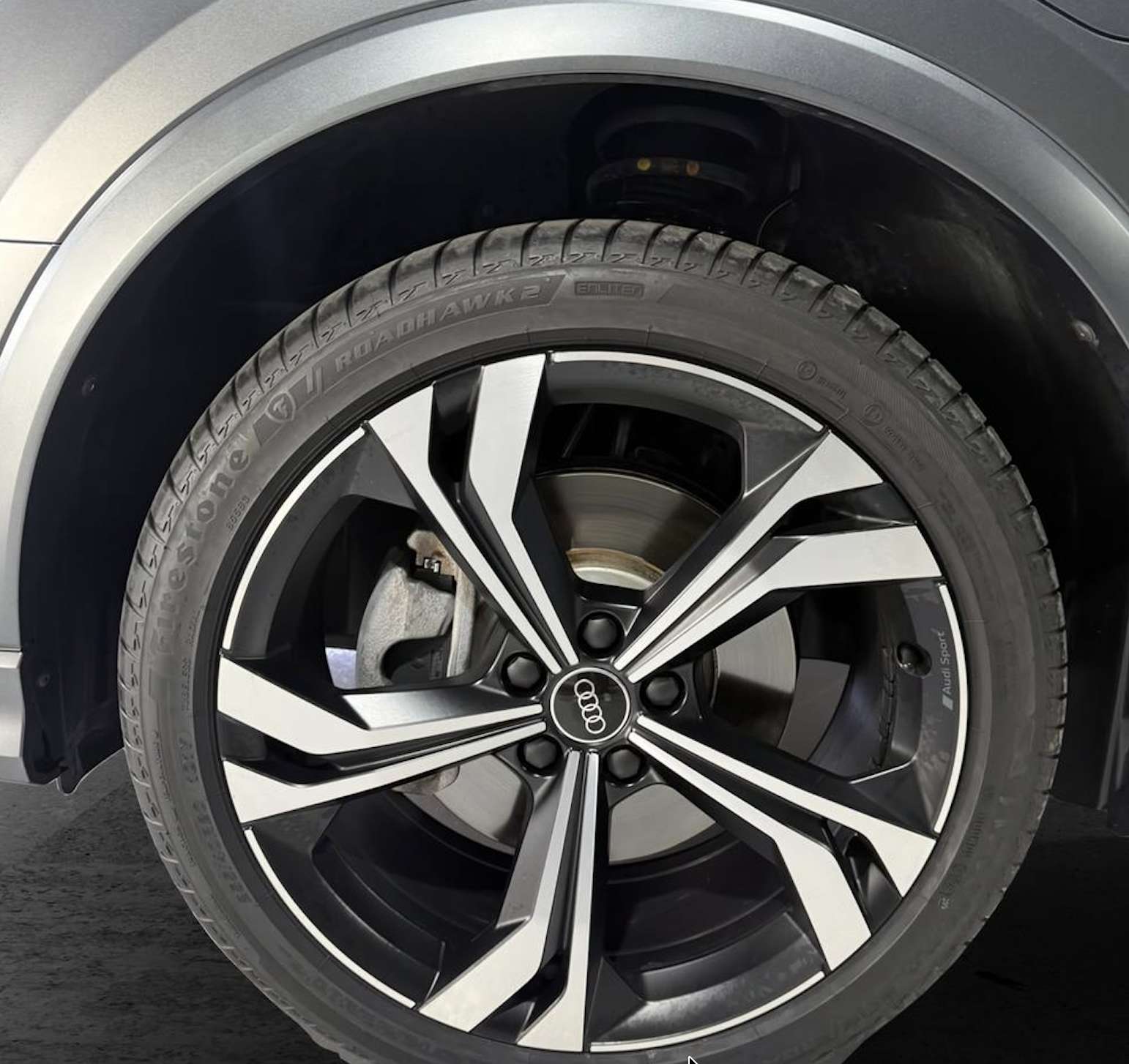 Audi Q3 Sportback 45TFSIe S tronic 2022 gris - foto 6