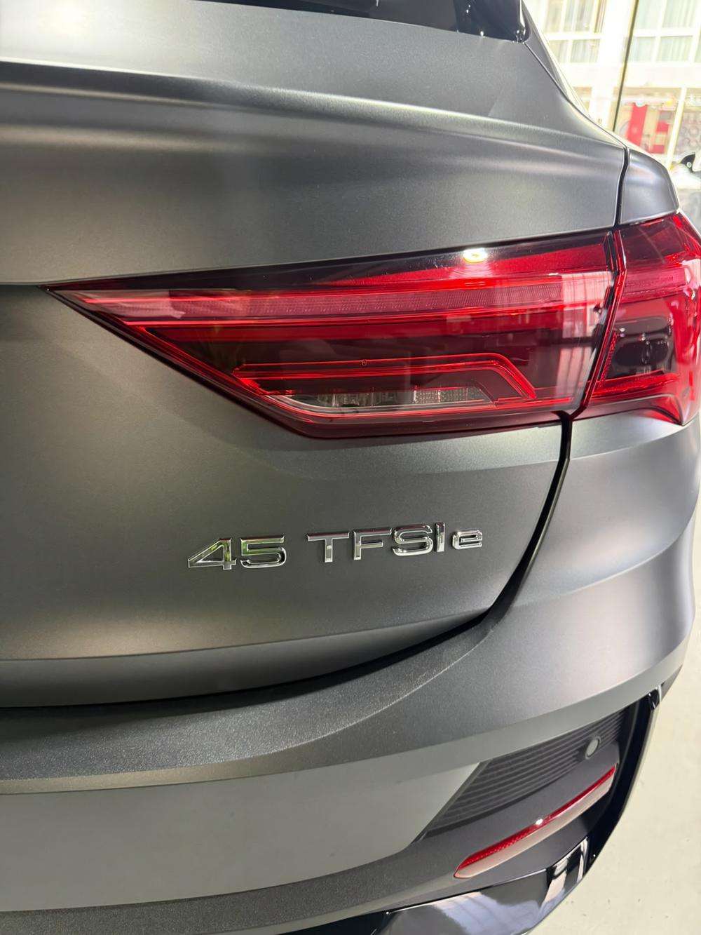 Audi Q3 Sportback 45TFSIe S tronic 2022 gris - foto 7