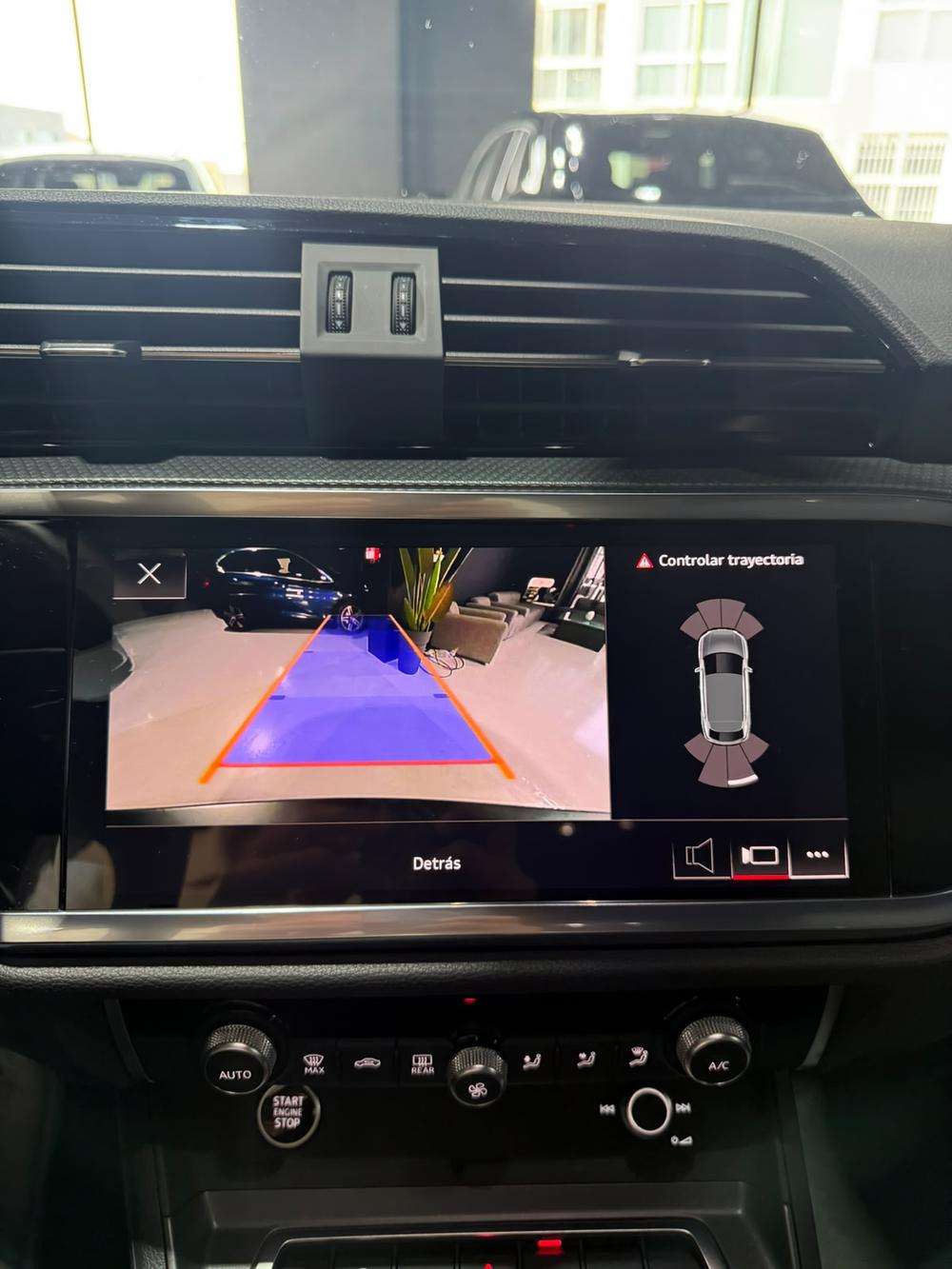 Audi Q3 Sportback 45TFSIe S tronic 2022 gris - foto 10