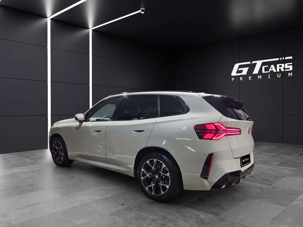 BMW X3  30e xDrive M 2025 gris - foto 3
