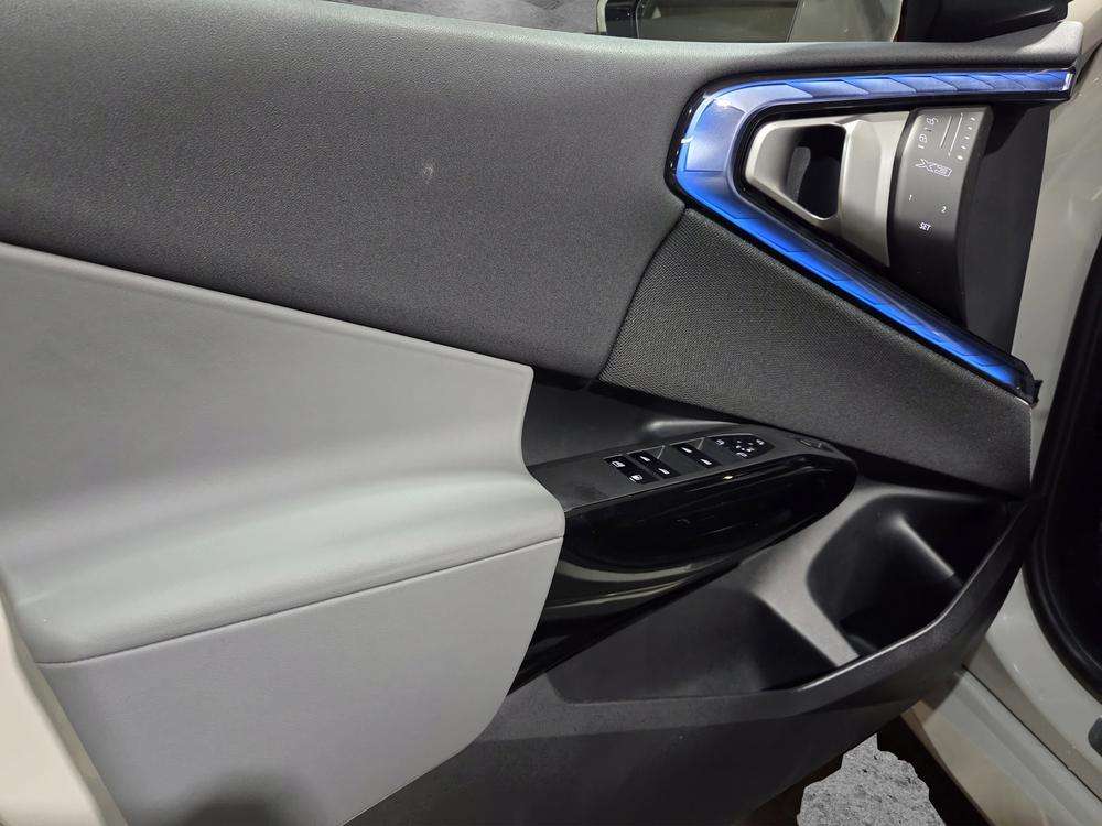 BMW X3  30e xDrive M 2025 gris - foto 14