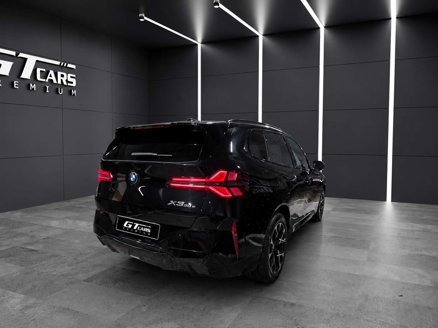 BMW X3  30e xDrive M 2025 negro - foto 2