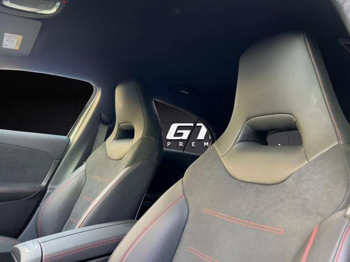 Mercedes-Benz Clase A 250e AMG 2020 gris montaña - foto 15