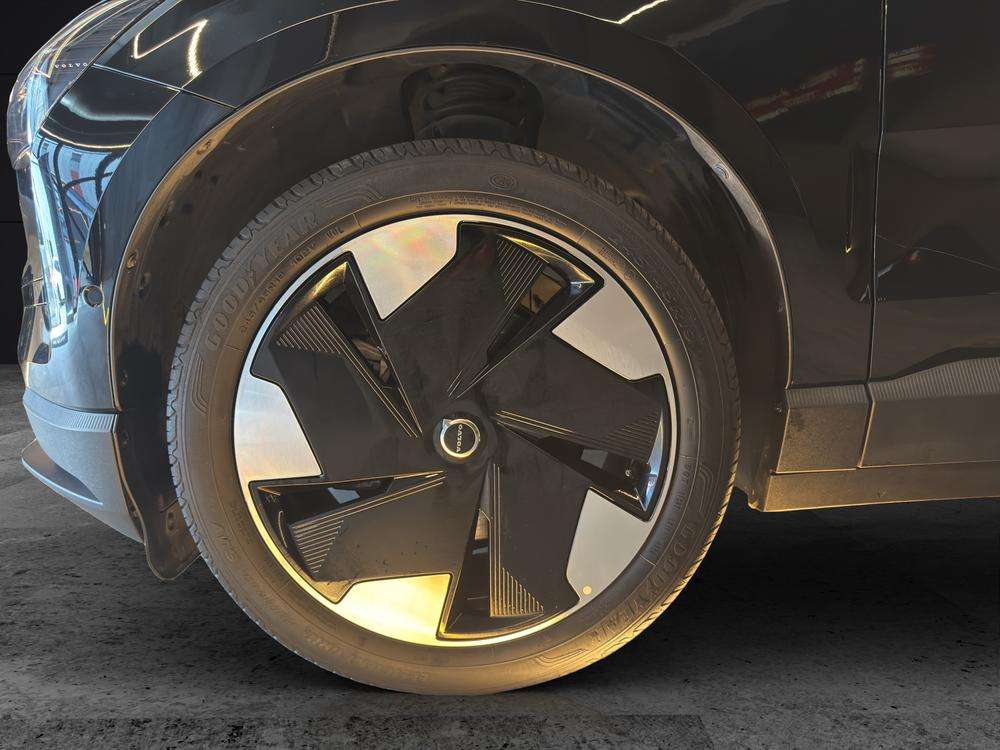 Volvo EX30 . 2023 negro - foto 7