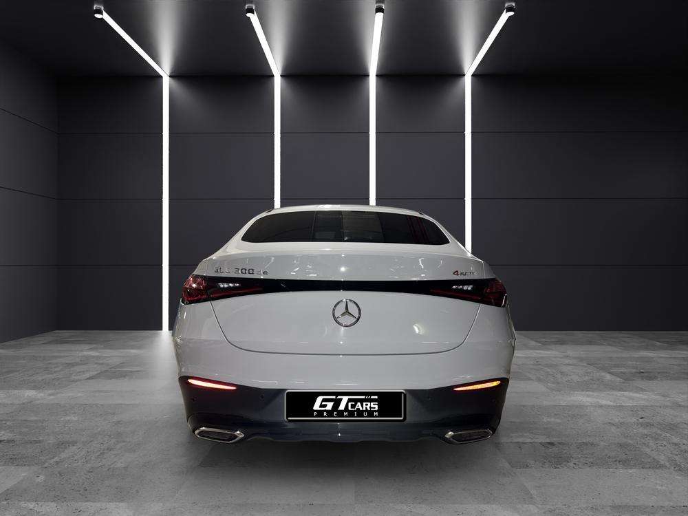 Mercedes-Benz GLC COUPE 300de AMG 2026 gris - foto 3