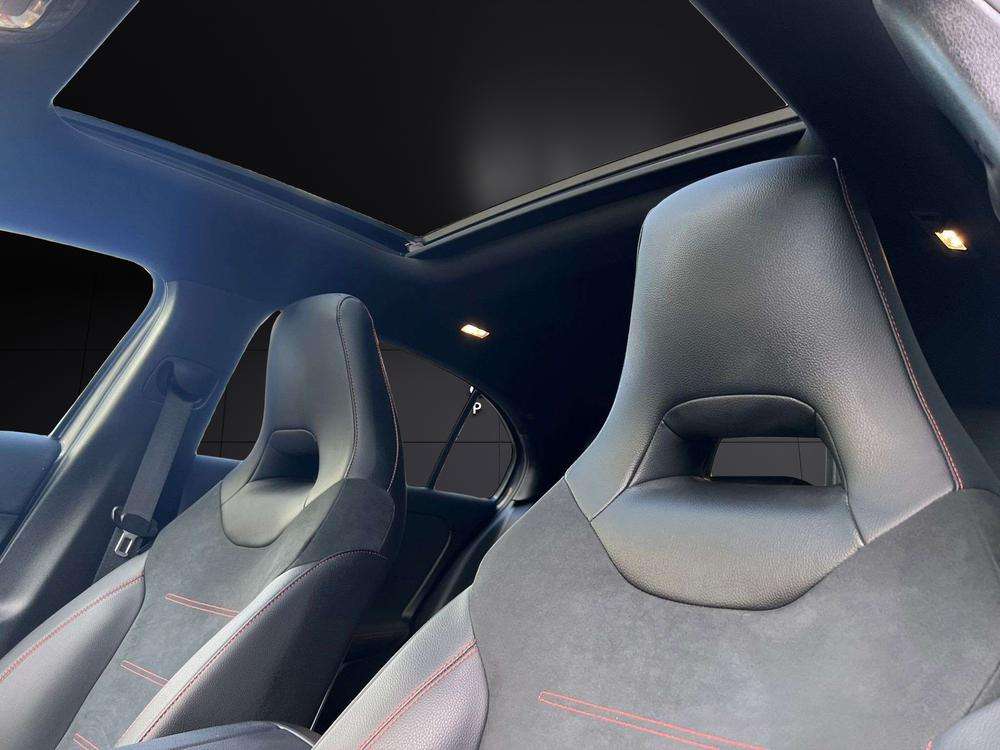 Mercedes-Benz Clase A 250e AMG 2025 gris montaña - foto 17