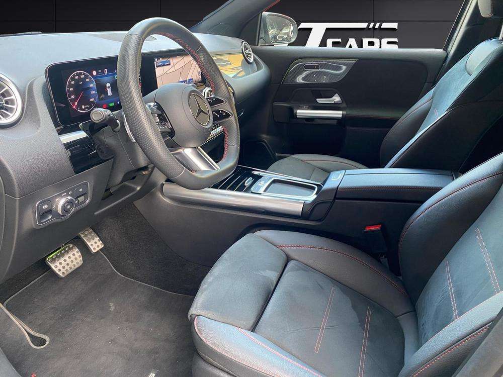 Mercedes-Benz GLA 250e AMG 2026 negro - foto 6
