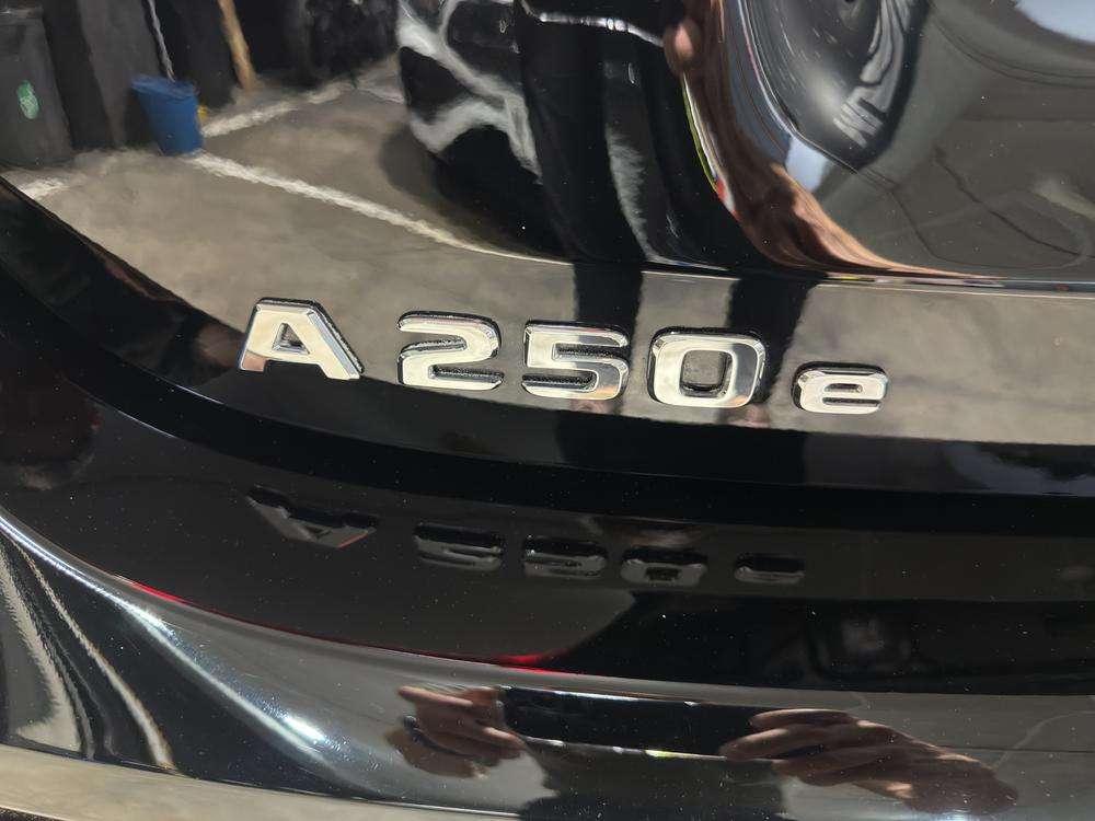 Mercedes-Benz Clase A 250e AMG 2026 negro - foto 8