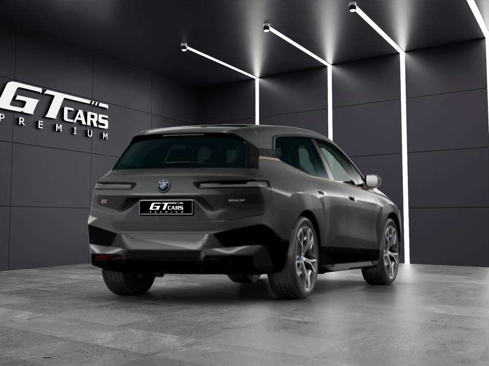 BMW IX xDrive50 2021 gris - foto 3
