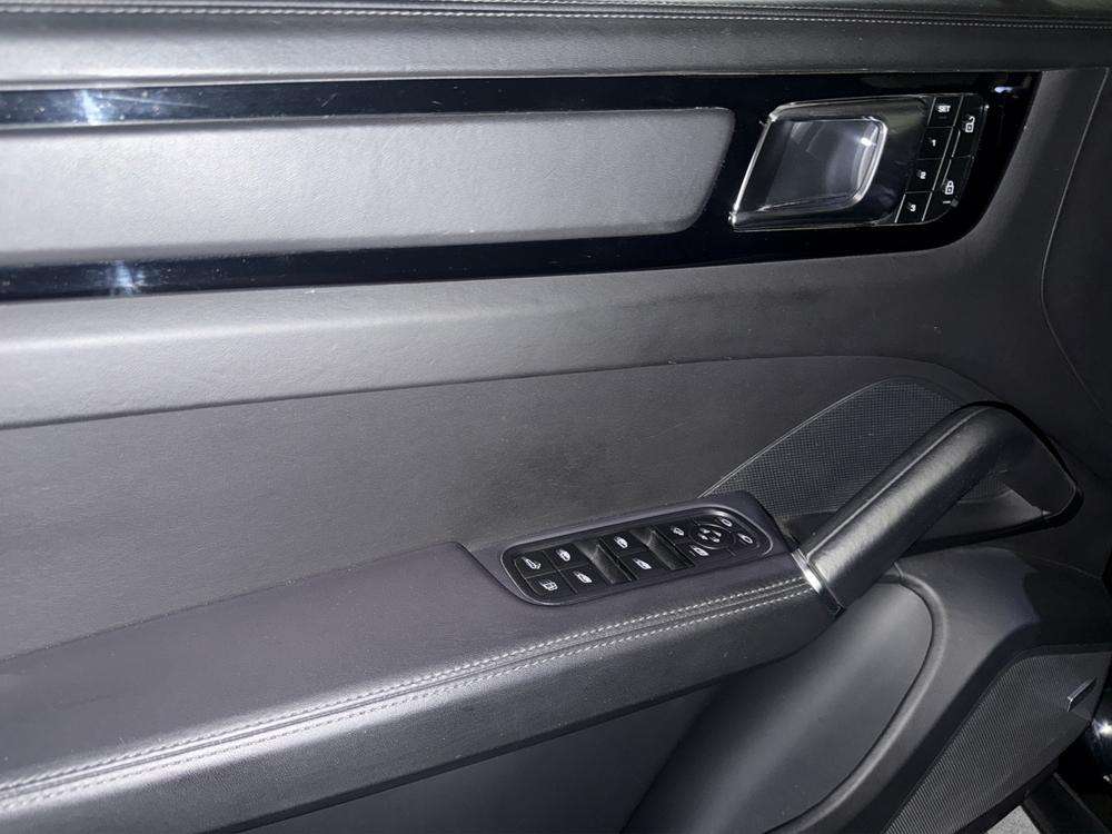 Porsche Cayenne COUPE E - HYBRID 2023 negro - foto 14