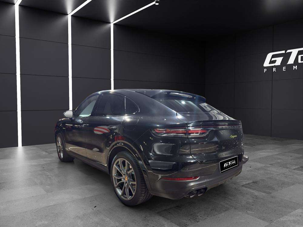 Porsche Cayenne Coupé E-Hybrid 2023 negro - foto 3