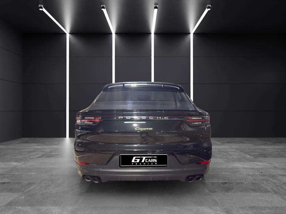 Porsche Cayenne Coupé E-Hybrid 2023 negro - foto 4