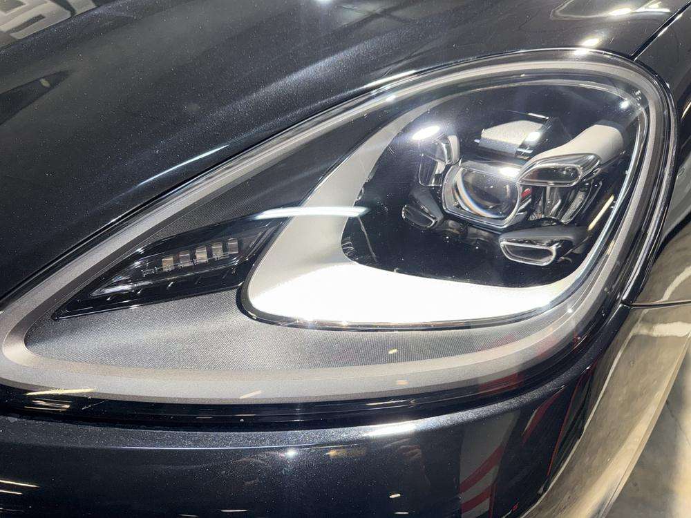 Porsche Cayenne Coupé E-Hybrid 2023 negro - foto 5
