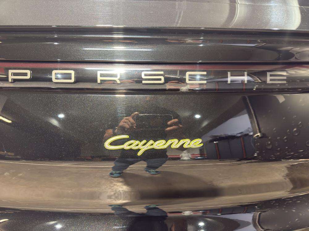 Porsche Cayenne Coupé E-Hybrid 2023 negro - foto 7