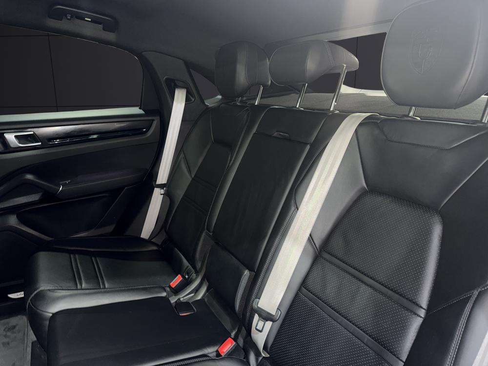 Porsche Cayenne Coupé E-Hybrid 2023 negro - foto 15