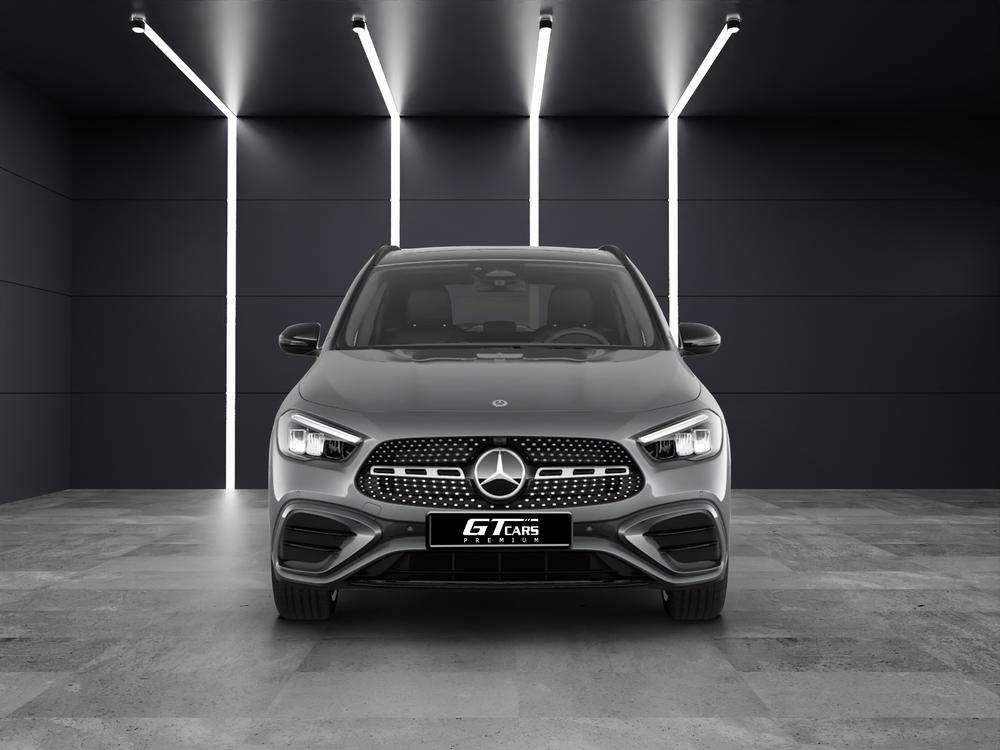 Mercedes-Benz GLA 250e AMG 2026 gris montaña - foto 4
