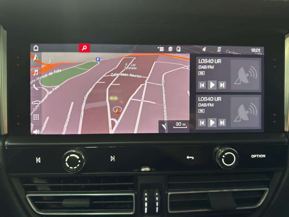 Porsche Macan S 2022 gris - foto 12