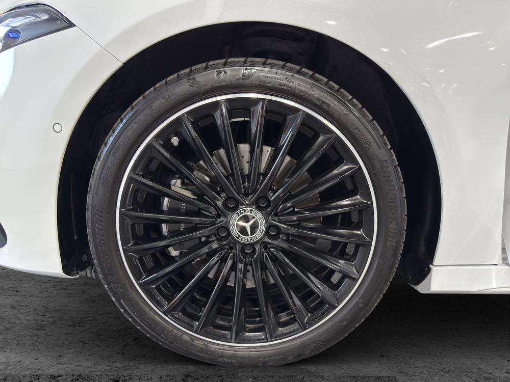 Mercedes-Benz Clase A 250e AMG 2026 blanco - foto 7