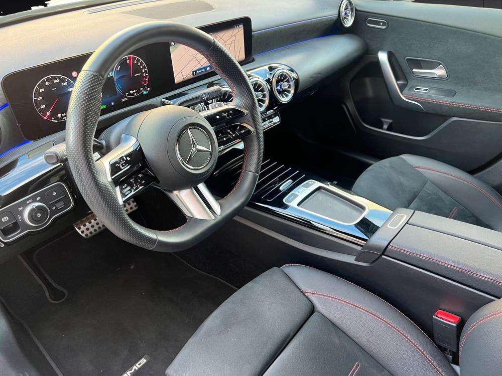 Mercedes-Benz Clase A 250e AMG 2026 blanco - foto 9
